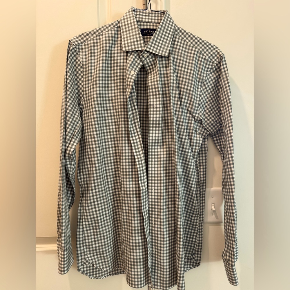 The Tie Bar Men’s Dress Shirt